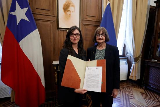 Firma de convenio entre el Museo de Bellas Artes y la Universidad de Chile